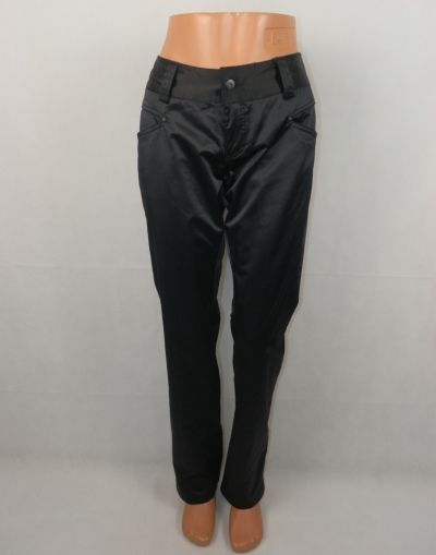 XL Черен слим панталон от сатен