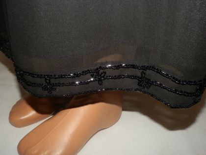 Дълга шифонова пола с украси
