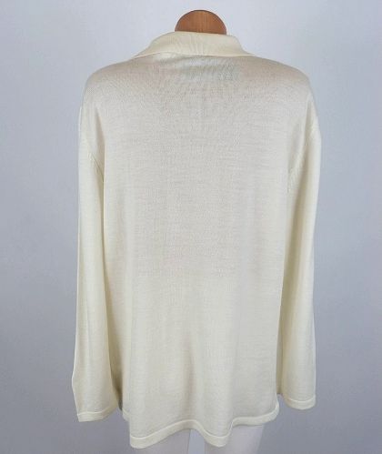XXL Тънък вълнен кремав пуловер