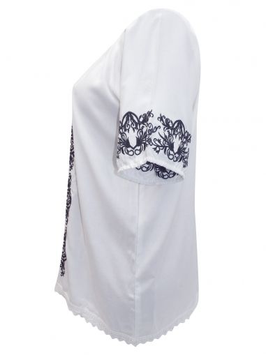 Бяла бродирана блуза от вискоза Eaonplus