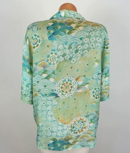 XL Лека цветна блуза от сатен