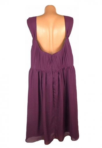 XXL Шифонова рокля за поводи в цвят цвекло