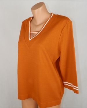 XL Еластична керемидена машинно плетена блуза