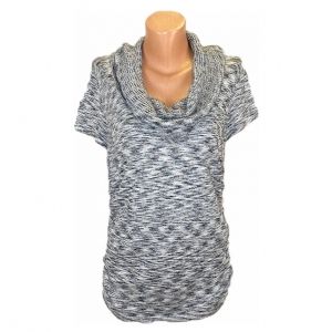 Еластична машинно-плетена блуза със сребриста нишка APT9