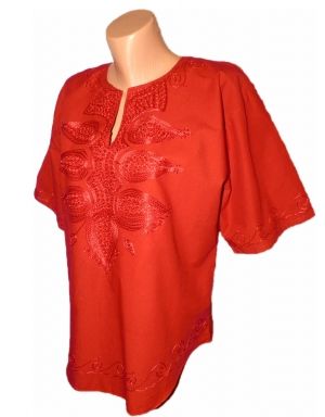 XL Червена памучна блуза с бродерии