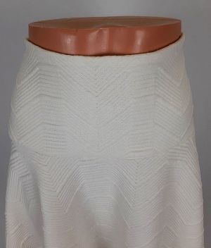XL GUESS Бяла еластична пола от релефна материя ( с етикет)