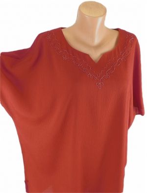 Червена памучна плисирана блуза с бродерии