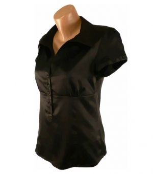 Шоколадова блуза от еластичен сатен Vero Moda