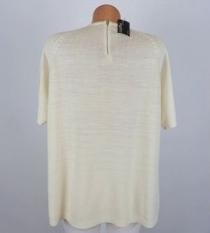 XXL Кремава машинно-плетена блуза
