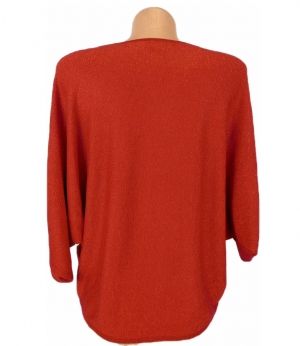 Червена машинноплетена блуза тип прилеп