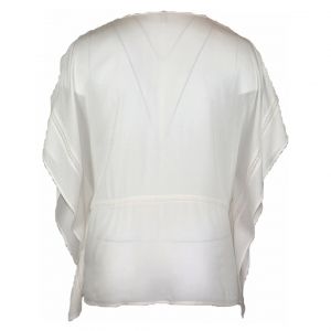 Бяла блуза-пончо с красиви дантели